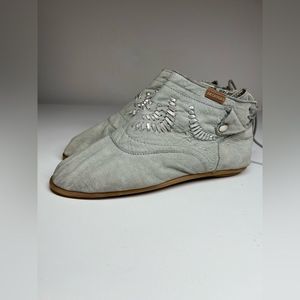 Patauges Leather Emroidered Ankle boots size 41EU/ 9US